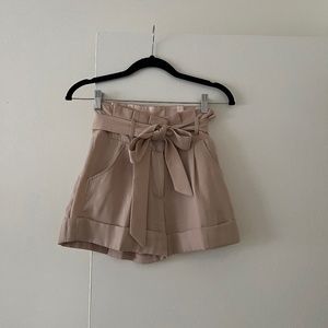 Stylish classic high waist shorts